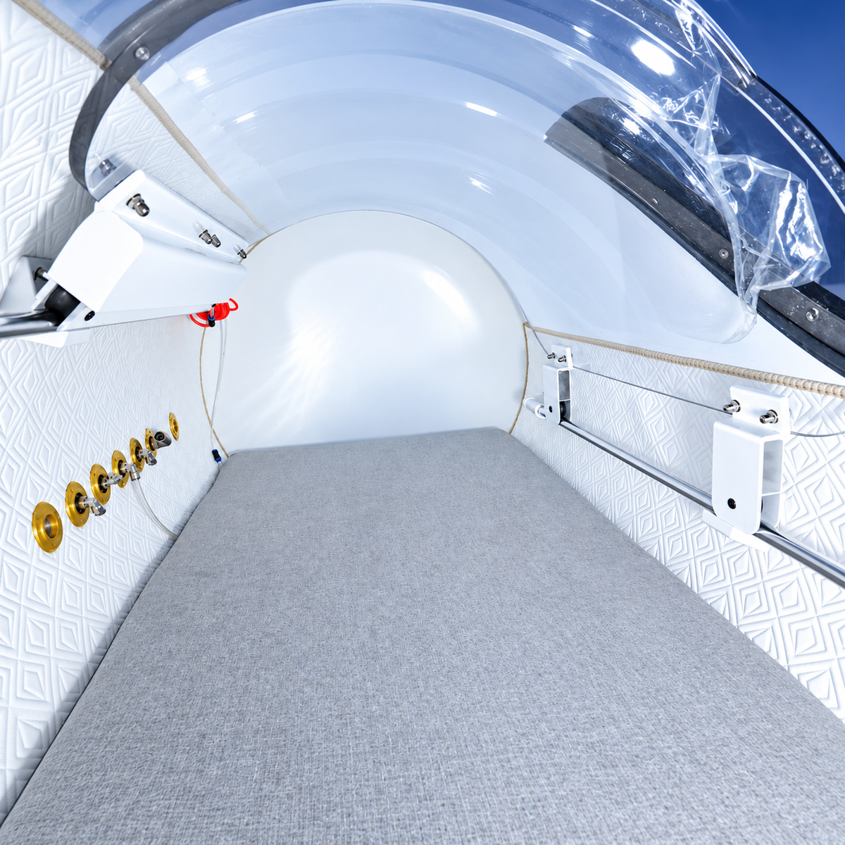 HyperRecovery Hard Shell 2.0 hard-shell hyperbaric chamber, view 5